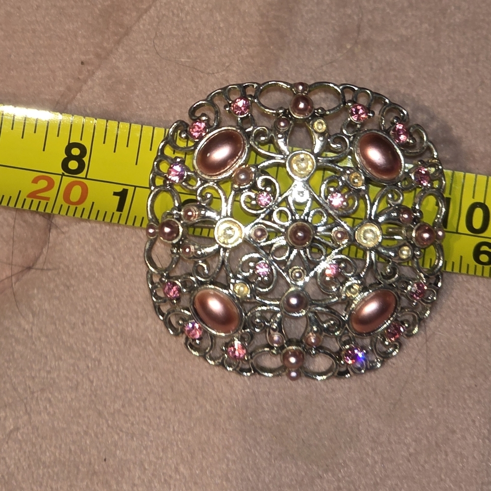 Elegant Pink and Silver Tone Brooch